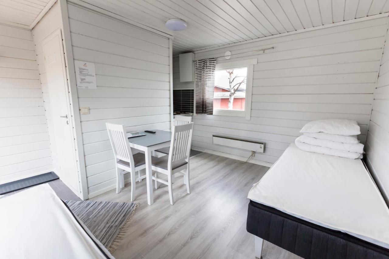 Crow Creek Cabins Inari Esterno foto