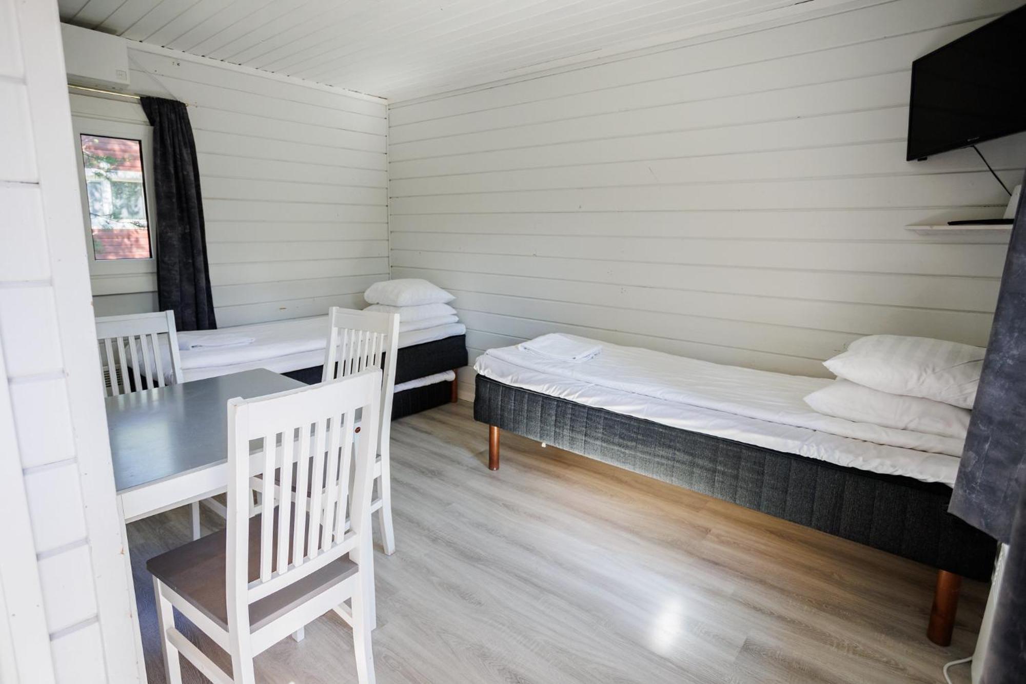 Crow Creek Cabins Inari Esterno foto